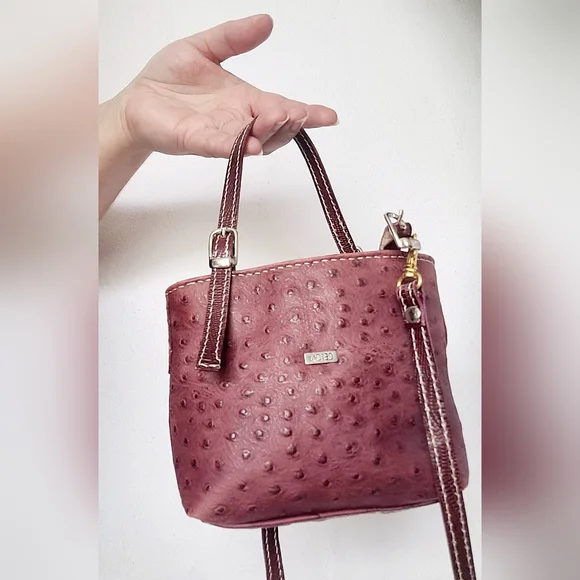 Cecconi Piero Burgundy Genuine Ostrich-Embossed Leather Mini Crossbody Bag 7"×6" - Picture 10 of 16